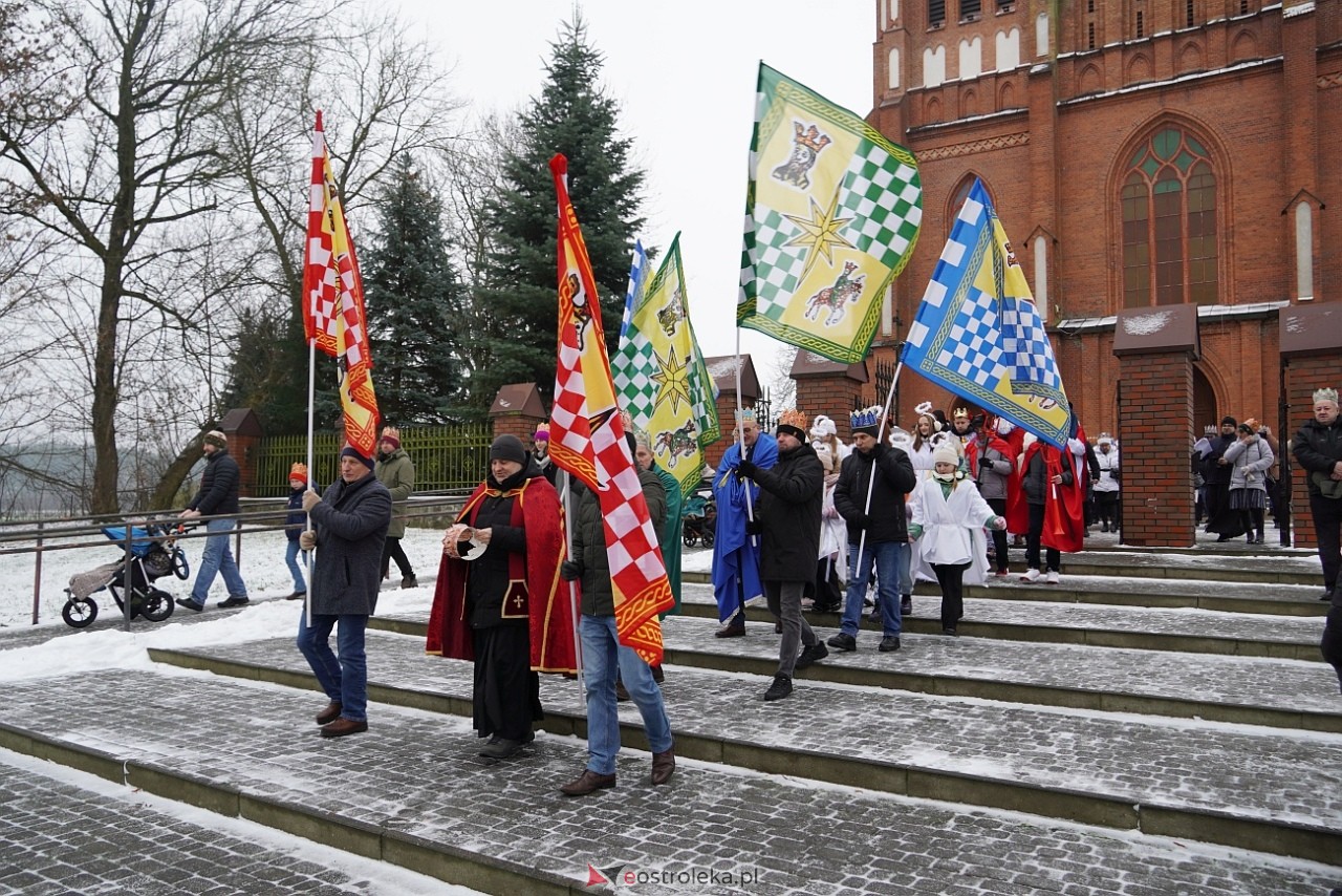 Orszak Trzech Króli w Baranowie [6.01.2024] - zdjęcie #53 - eOstroleka.pl
