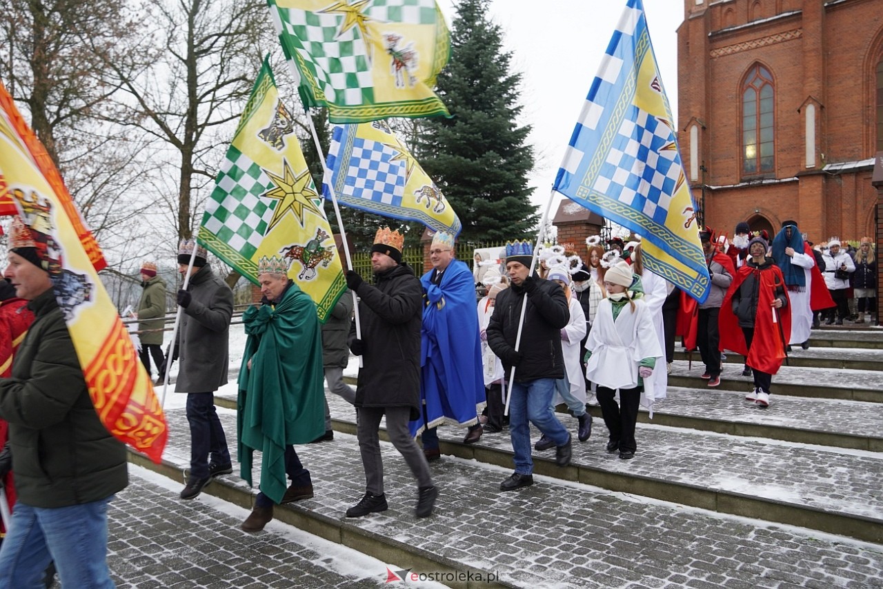 Orszak Trzech Króli w Baranowie [6.01.2024] - zdjęcie #51 - eOstroleka.pl
