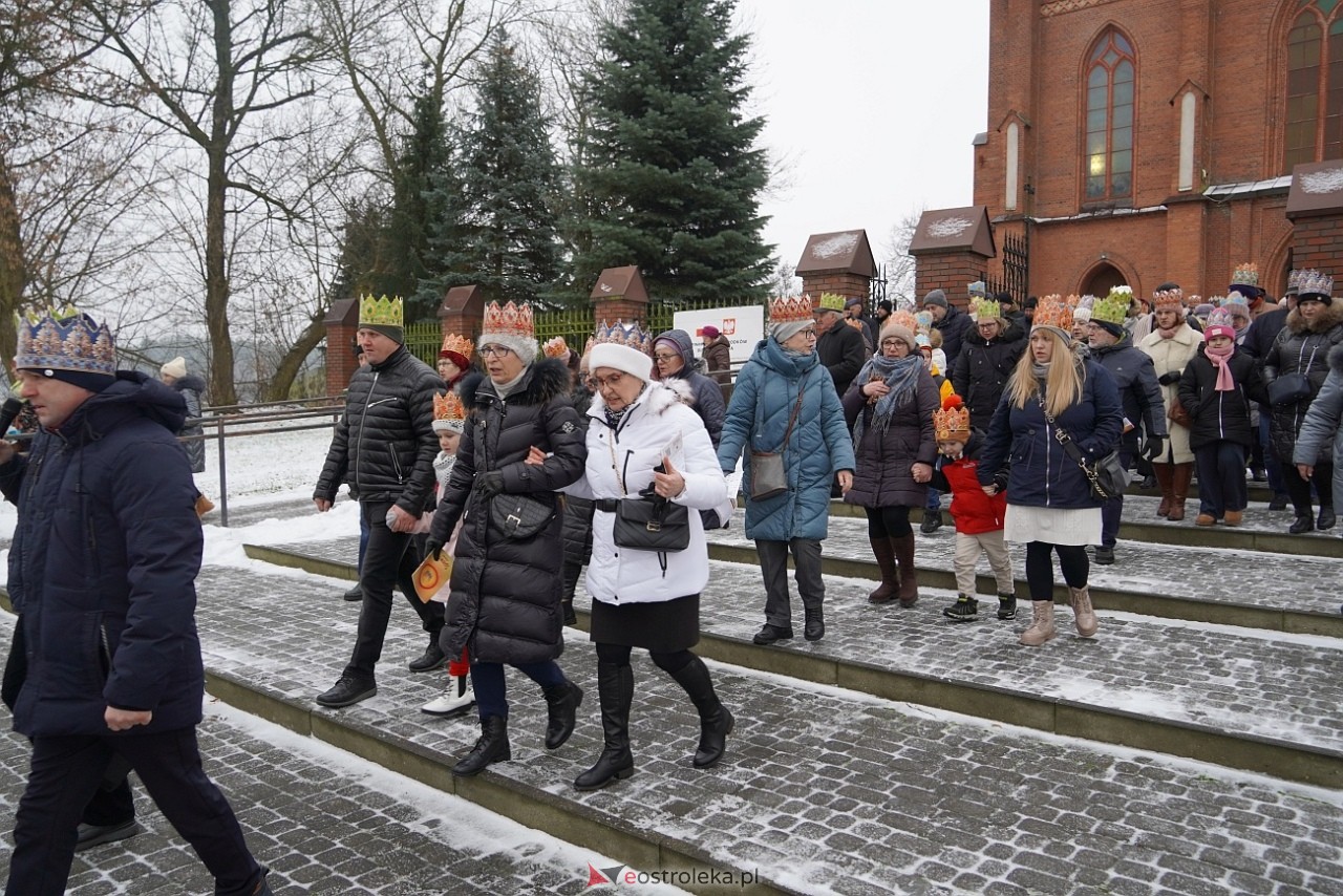 Orszak Trzech Króli w Baranowie [6.01.2024] - zdjęcie #41 - eOstroleka.pl