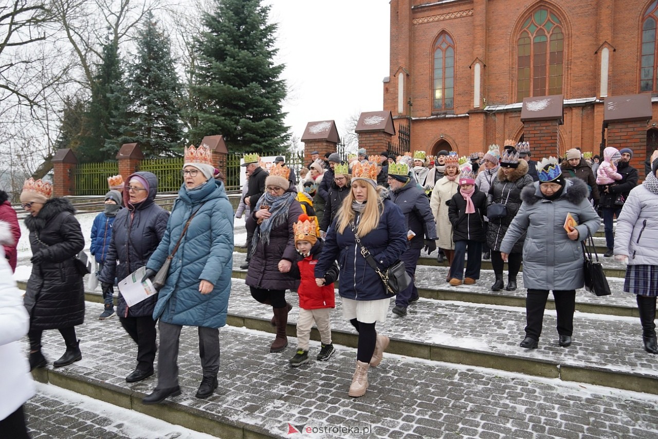 Orszak Trzech Króli w Baranowie [6.01.2024] - zdjęcie #40 - eOstroleka.pl