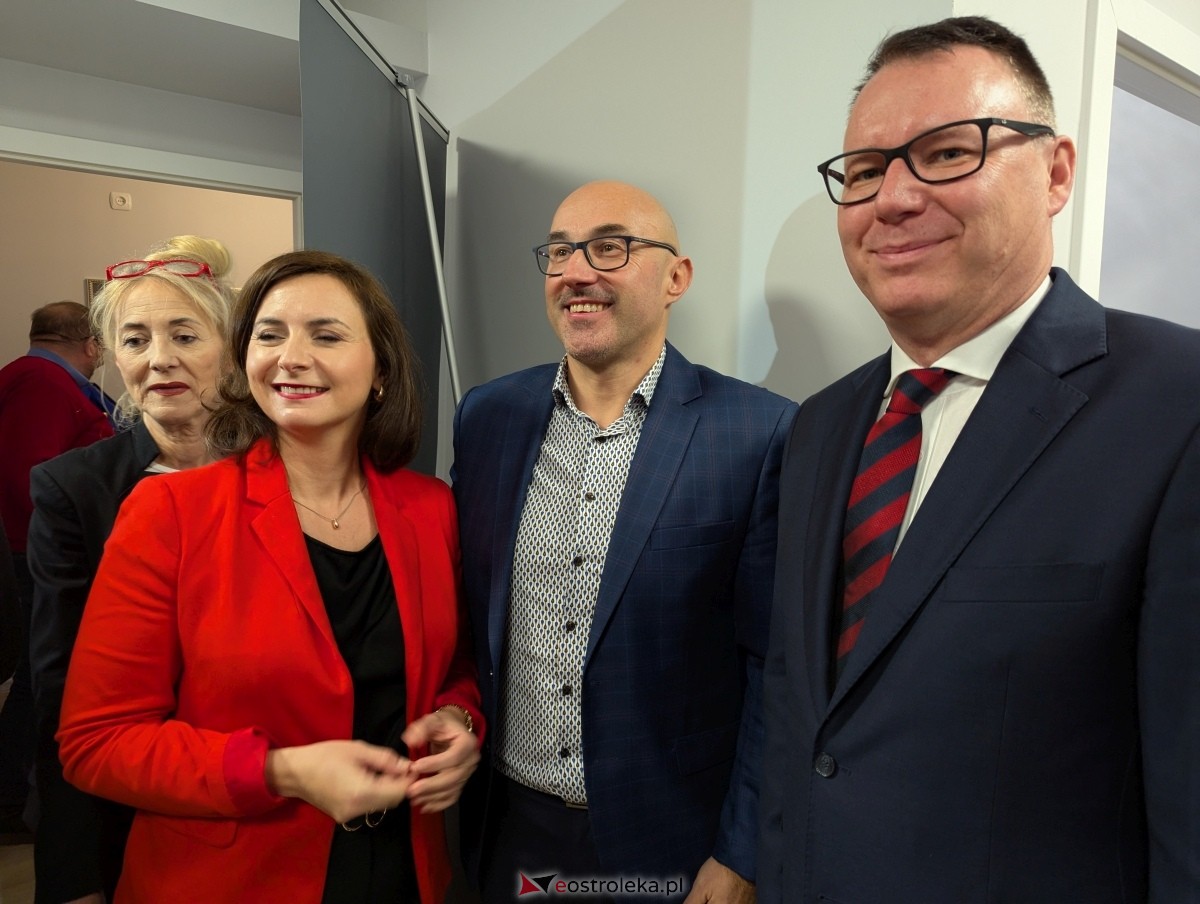 Otwarcie biur poselskich Mariusza Popielarza w Pułtusku i Ostrowi Mazowieckiej [07.01.2025] - zdjęcie #14 - eOstroleka.pl
