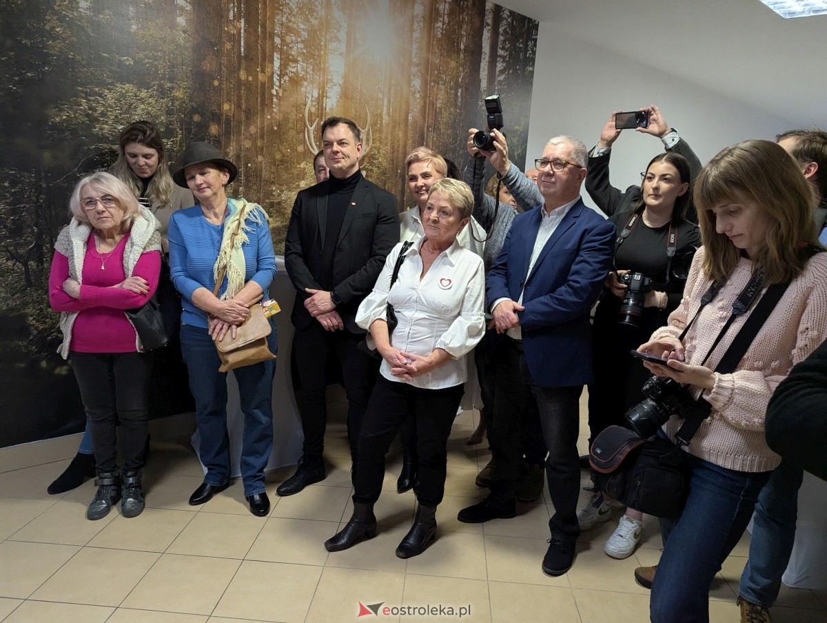 Otwarcie biur poselskich Mariusza Popielarza w Pułtusku i Ostrowi Mazowieckiej [07.01.2025] - zdjęcie #5 - eOstroleka.pl