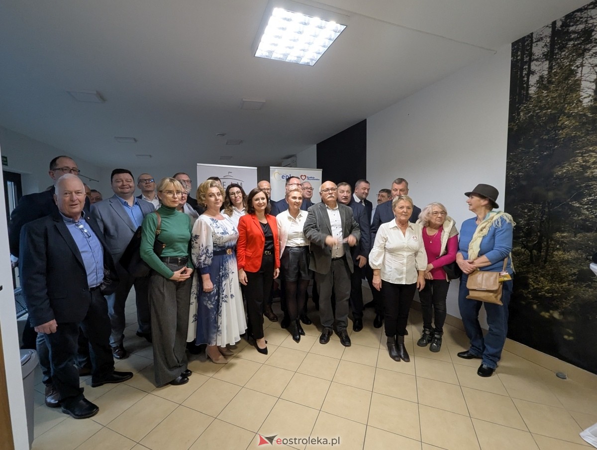 Otwarcie biur poselskich Mariusza Popielarza w Pułtusku i Ostrowi Mazowieckiej [07.01.2025] - zdjęcie #3 - eOstroleka.pl