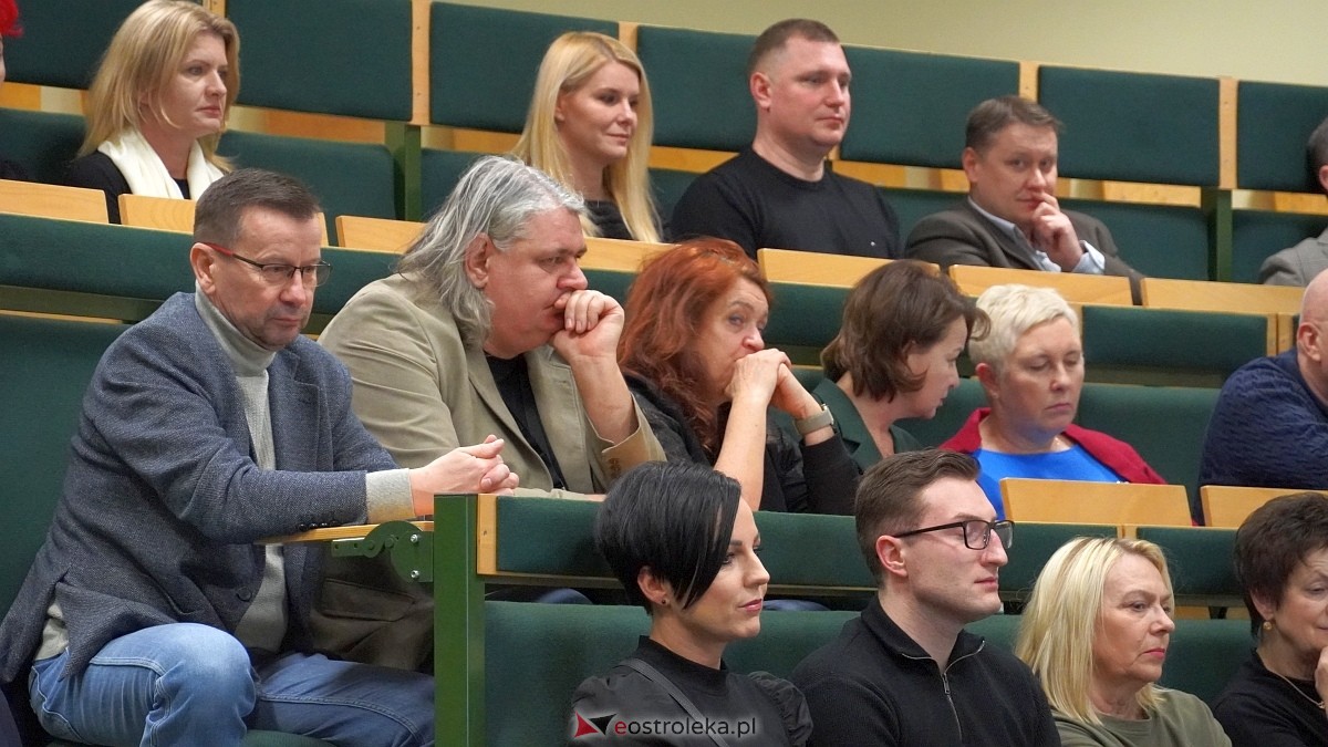 Spotkanie noworoczne i otwarcie biura poselskiego posłów Koalicji Obywatelskiej [07.01.2025] - zdjęcie #184 - eOstroleka.pl