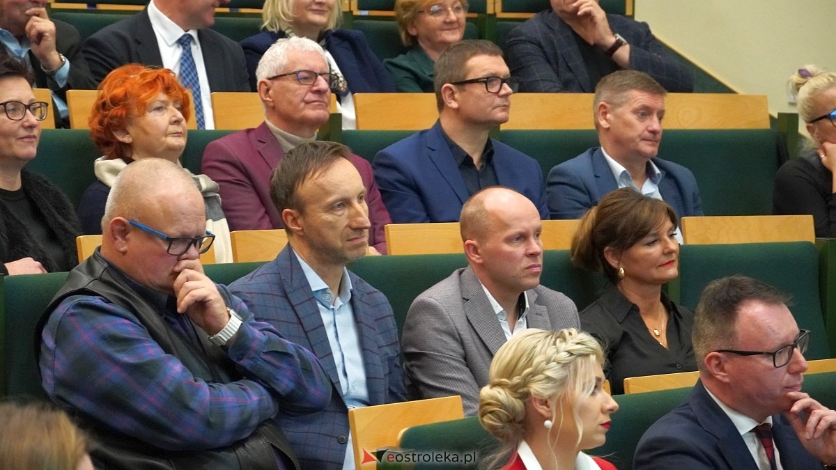 Spotkanie noworoczne i otwarcie biura poselskiego posłów Koalicji Obywatelskiej [07.01.2025] - zdjęcie #171 - eOstroleka.pl