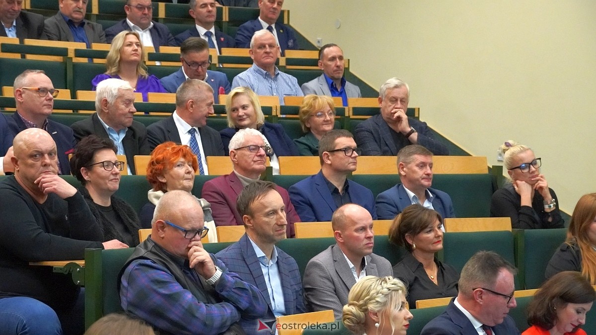 Spotkanie noworoczne i otwarcie biura poselskiego posłów Koalicji Obywatelskiej [07.01.2025] - zdjęcie #170 - eOstroleka.pl