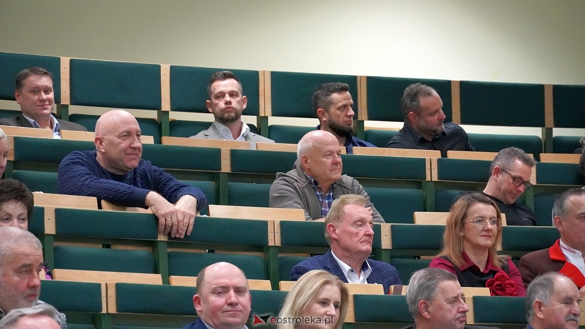 Spotkanie noworoczne i otwarcie biura poselskiego posłów Koalicji Obywatelskiej [07.01.2025] - zdjęcie #143 - eOstroleka.pl