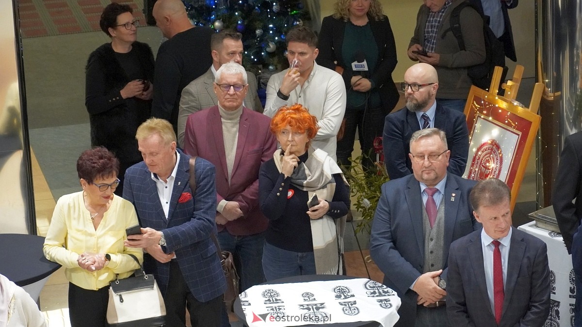 Spotkanie noworoczne i otwarcie biura poselskiego posłów Koalicji Obywatelskiej [07.01.2025] - zdjęcie #100 - eOstroleka.pl