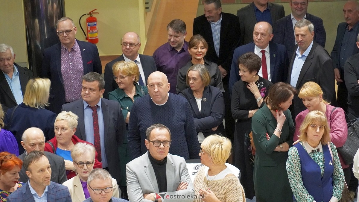 Spotkanie noworoczne i otwarcie biura poselskiego posłów Koalicji Obywatelskiej [07.01.2025] - zdjęcie #97 - eOstroleka.pl