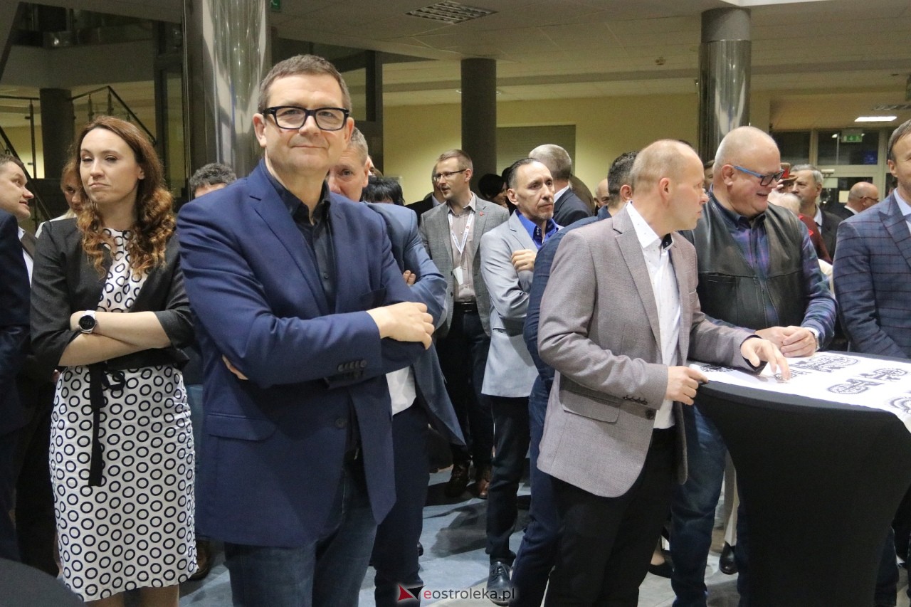 Spotkanie noworoczne i otwarcie biura poselskiego posłów Koalicji Obywatelskiej [07.01.2025] - zdjęcie #52 - eOstroleka.pl