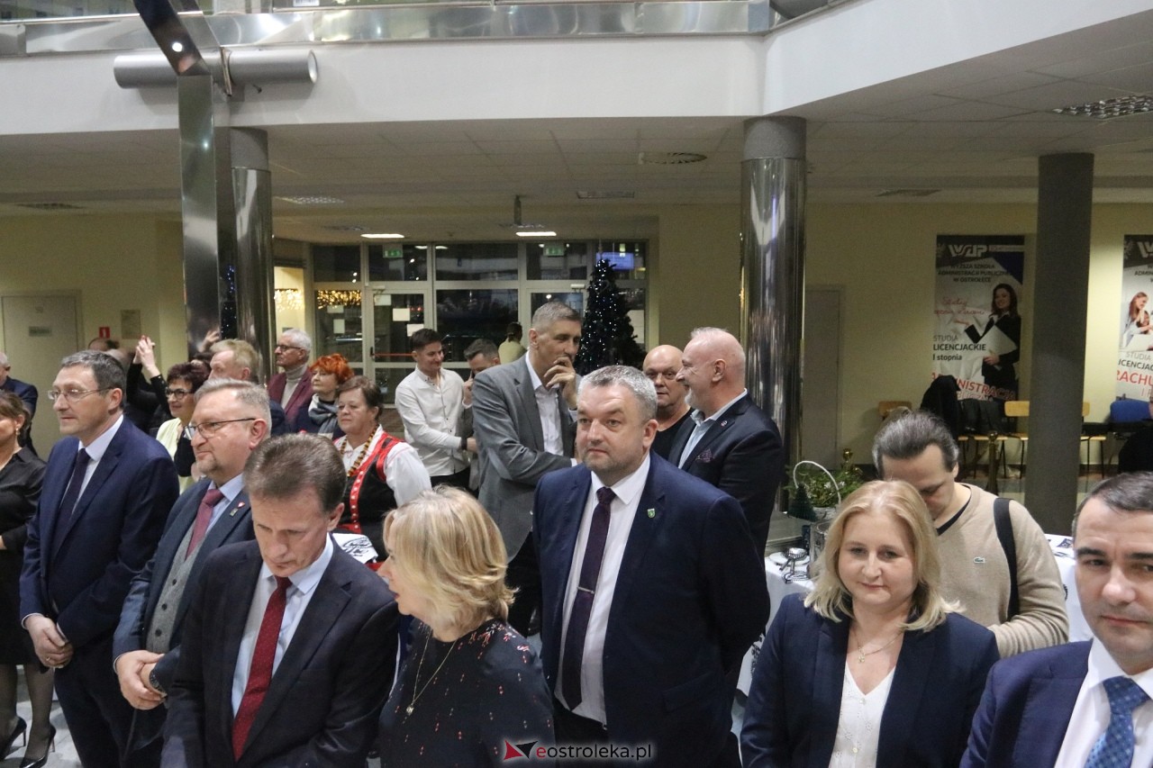 Spotkanie noworoczne i otwarcie biura poselskiego posłów Koalicji Obywatelskiej [07.01.2025] - zdjęcie #49 - eOstroleka.pl