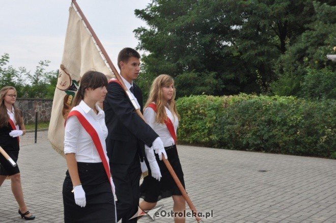 Obchody 72 rocznicy wybuchu II wojny światowej w Ostrołęce (1.IX.2011) - zdjęcie #66 - eOstroleka.pl