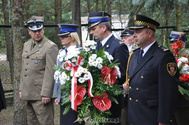 Obchody 72 rocznicy wybuchu II wojny światowej w Ostrołęce (1.IX.2011) - zdjęcie #37 - eOstroleka.pl