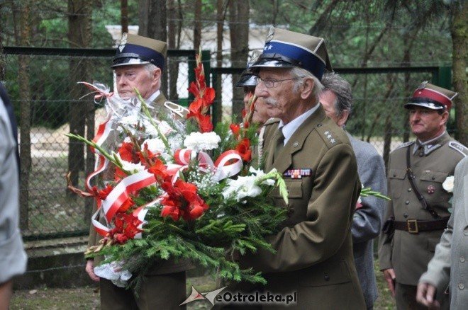 Obchody 72 rocznicy wybuchu II wojny światowej w Ostrołęce (1.IX.2011) - zdjęcie #34 - eOstroleka.pl