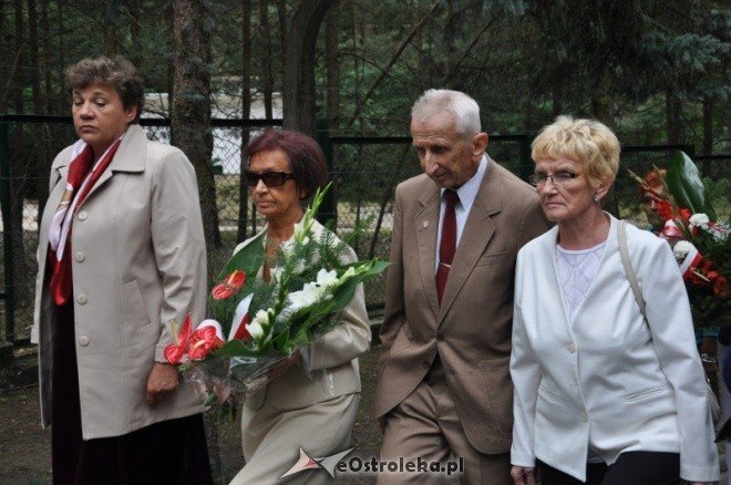 Obchody 72 rocznicy wybuchu II wojny światowej w Ostrołęce (1.IX.2011) - zdjęcie #29 - eOstroleka.pl