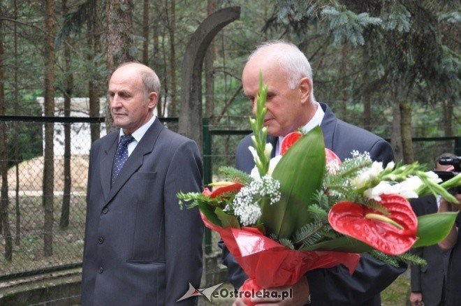 Obchody 72 rocznicy wybuchu II wojny światowej w Ostrołęce (1.IX.2011) - zdjęcie #22 - eOstroleka.pl