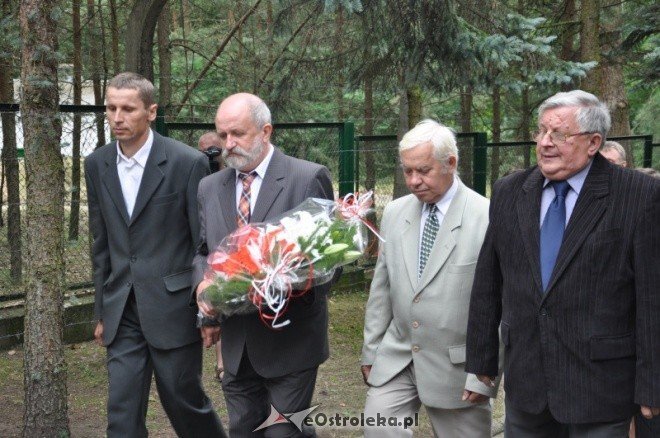 Obchody 72 rocznicy wybuchu II wojny światowej w Ostrołęce (1.IX.2011) - zdjęcie #20 - eOstroleka.pl