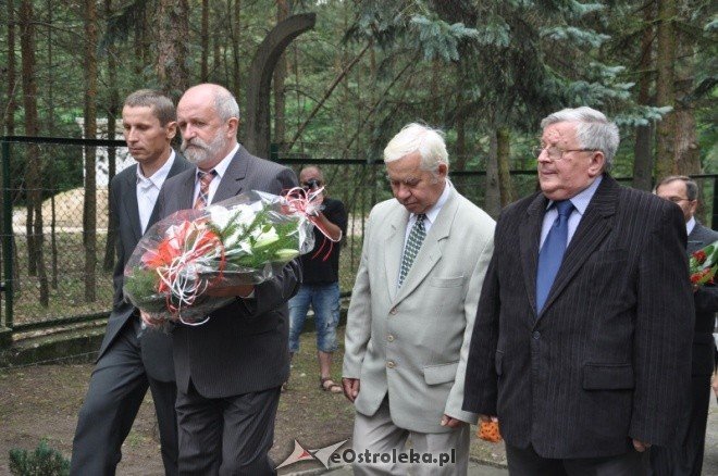 Obchody 72 rocznicy wybuchu II wojny światowej w Ostrołęce (1.IX.2011) - zdjęcie #19 - eOstroleka.pl