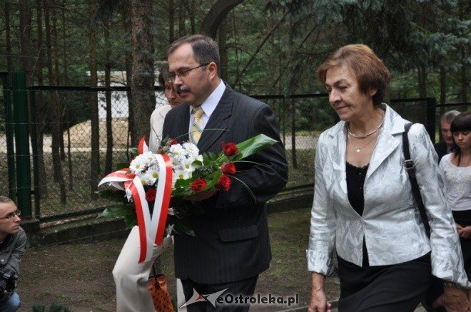 Obchody 72 rocznicy wybuchu II wojny światowej w Ostrołęce (1.IX.2011) - zdjęcie #18 - eOstroleka.pl