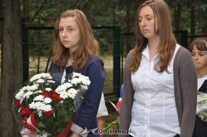 Obchody 72 rocznicy wybuchu II wojny światowej w Ostrołęce (1.IX.2011) - zdjęcie #14 - eOstroleka.pl