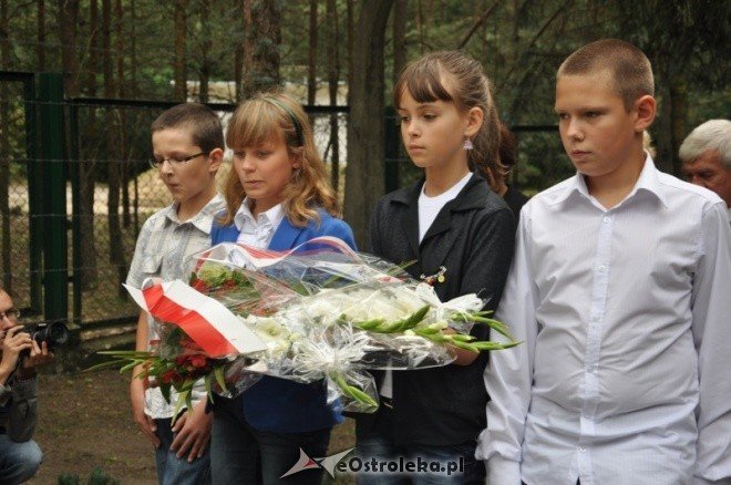 Obchody 72 rocznicy wybuchu II wojny światowej w Ostrołęce (1.IX.2011) - zdjęcie #13 - eOstroleka.pl