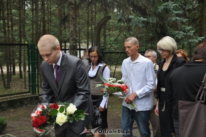 Obchody 72 rocznicy wybuchu II wojny światowej w Ostrołęce (1.IX.2011) - zdjęcie #12 - eOstroleka.pl