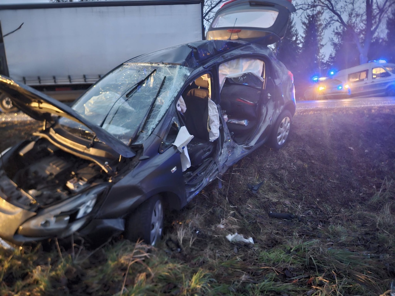 Wypadek w Kordowie [8.01.2025] - zdjęcie #4 - eOstroleka.pl