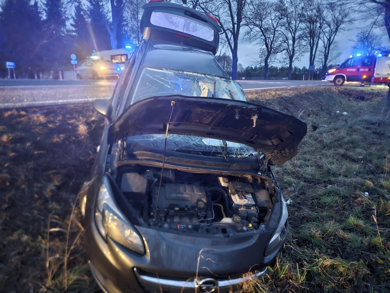 Wypadek w Kordowie [8.01.2025] - zdjęcie #2 - eOstroleka.pl