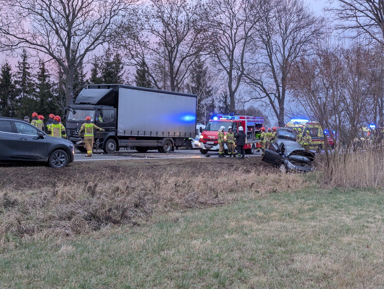 Wypadek w Kordowie [8.01.2025] - zdjęcie #17 - eOstroleka.pl