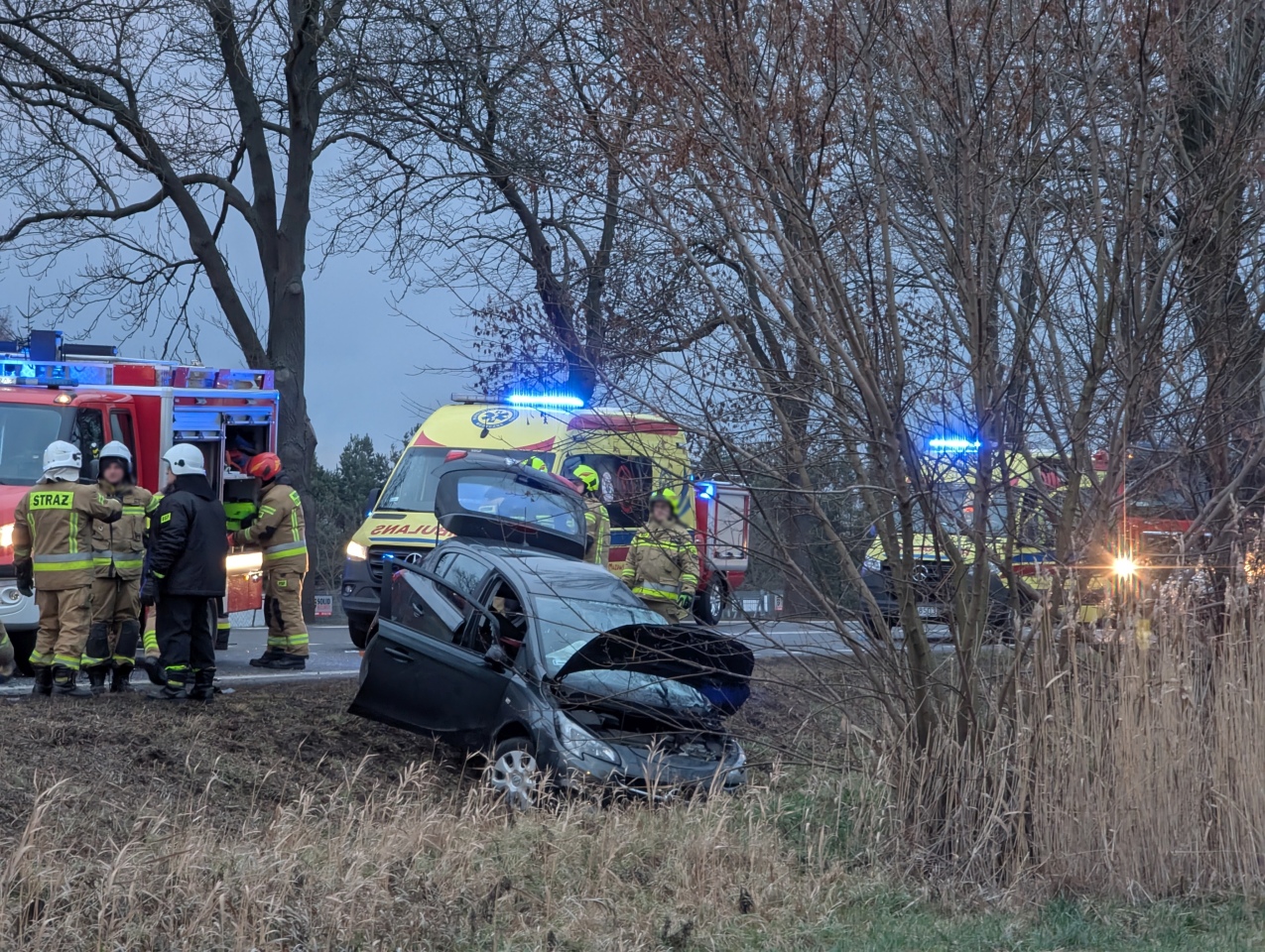 Wypadek w Kordowie [8.01.2025] - zdjęcie #15 - eOstroleka.pl