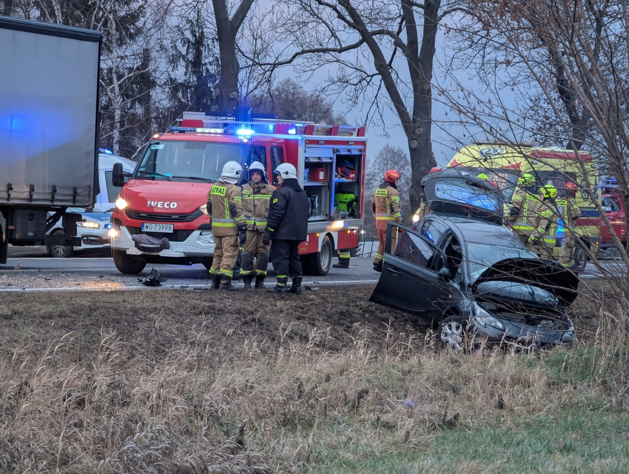 Wypadek w Kordowie [8.01.2025] - zdjęcie #13 - eOstroleka.pl