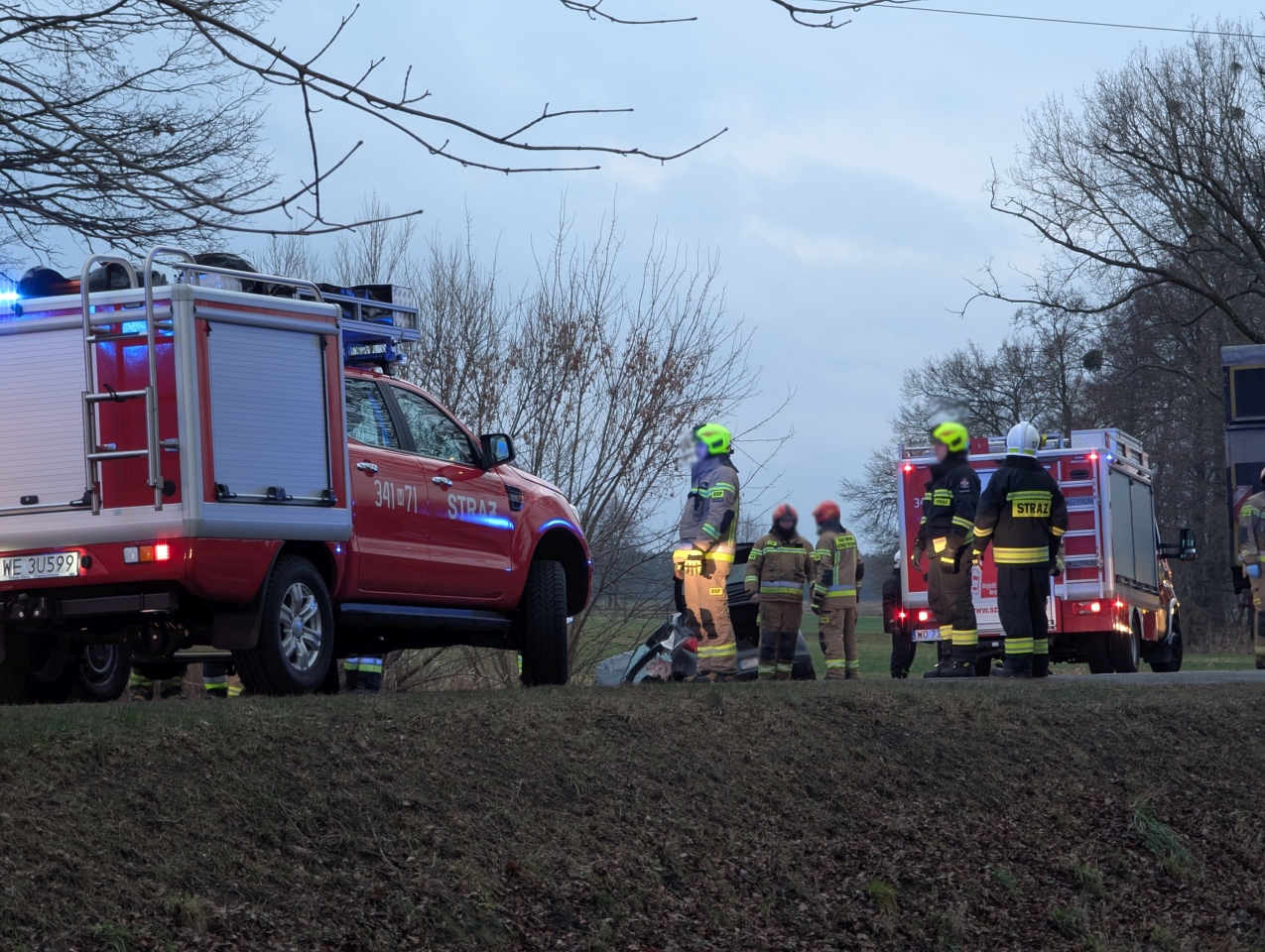 Wypadek w Kordowie [8.01.2025] - zdjęcie #8 - eOstroleka.pl