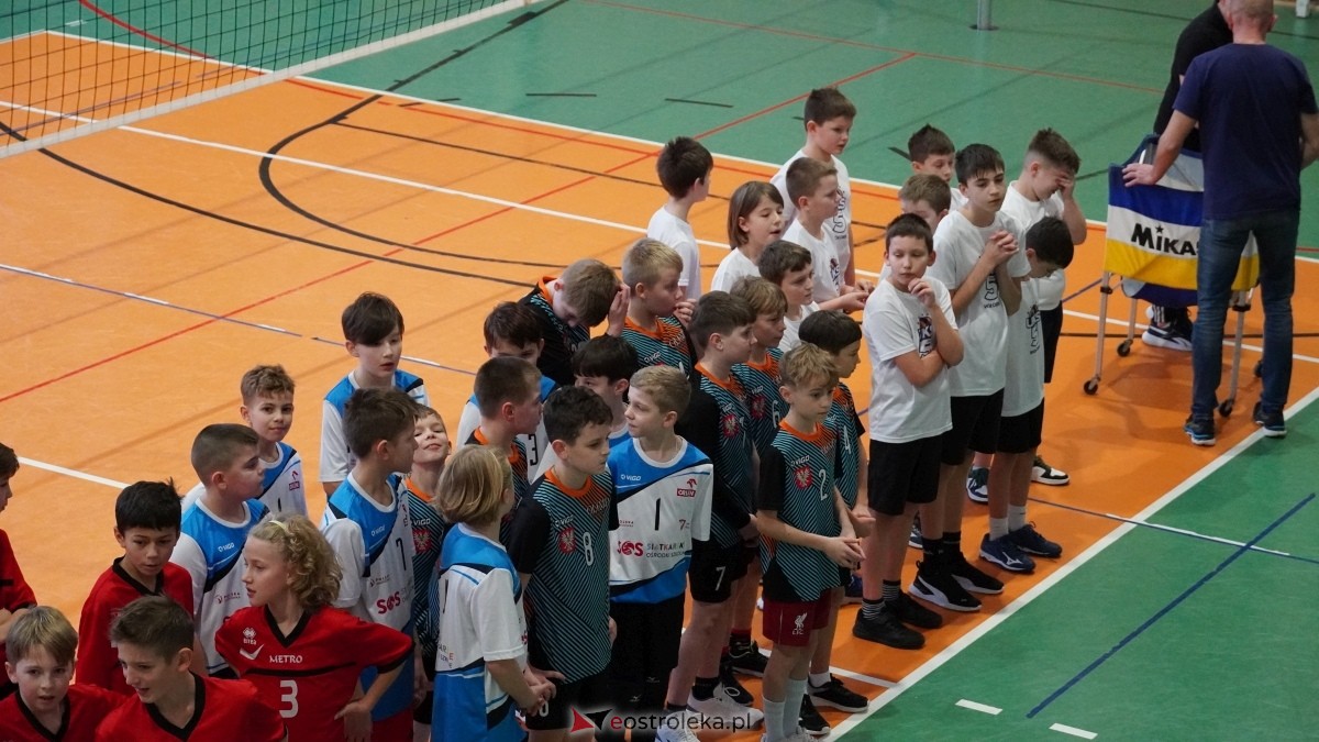 Turniej siatkarski UKS Olimp Ostrołęka [11.01.2025] - zdjęcie #224 - eOstroleka.pl