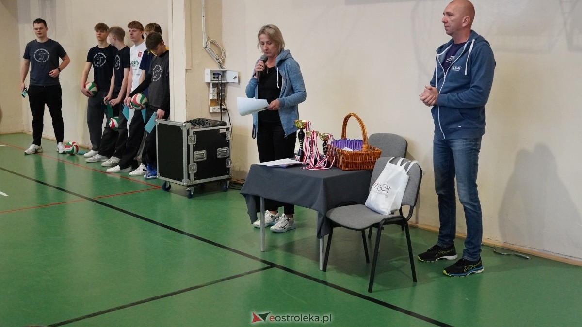 Turniej siatkarski UKS Olimp Ostrołęka [11.01.2025] - zdjęcie #218 - eOstroleka.pl