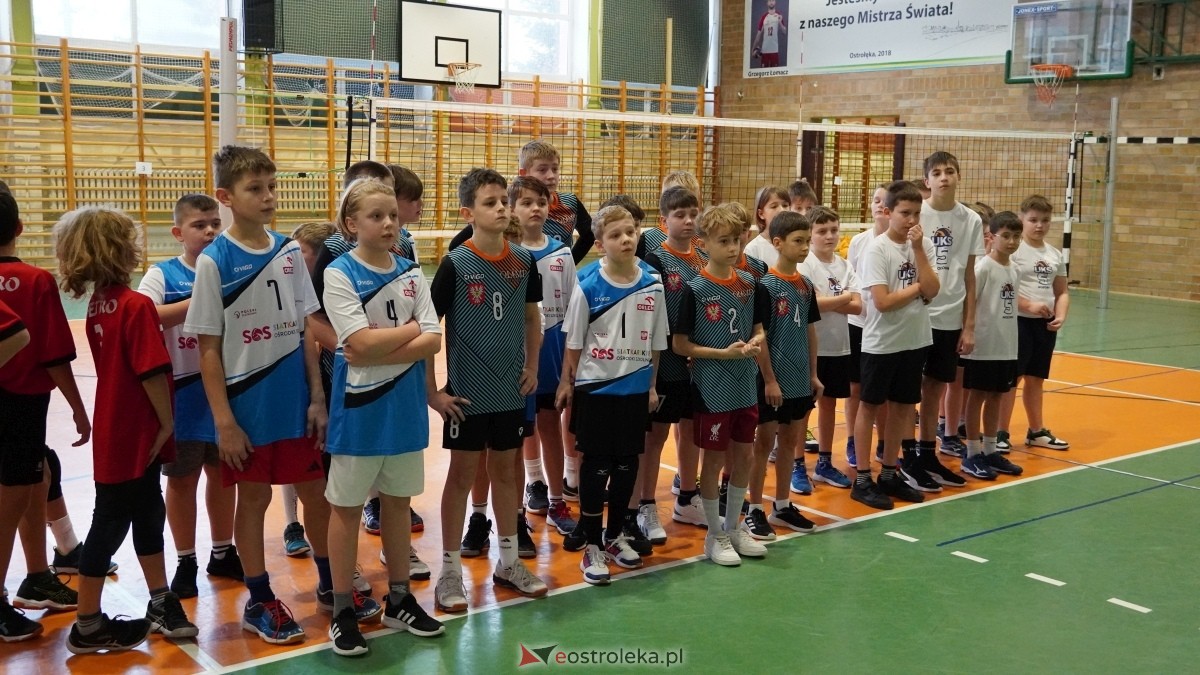 Turniej siatkarski UKS Olimp Ostrołęka [11.01.2025] - zdjęcie #215 - eOstroleka.pl