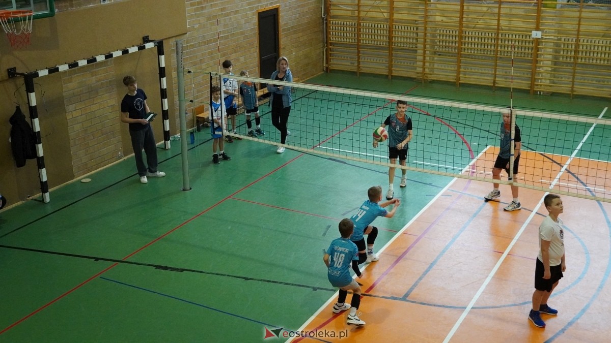 Turniej siatkarski UKS Olimp Ostrołęka [11.01.2025] - zdjęcie #201 - eOstroleka.pl