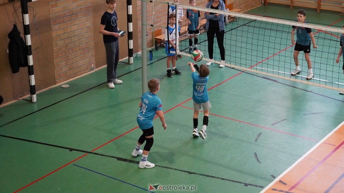 Turniej siatkarski UKS Olimp Ostrołęka [11.01.2025] - zdjęcie #200 - eOstroleka.pl
