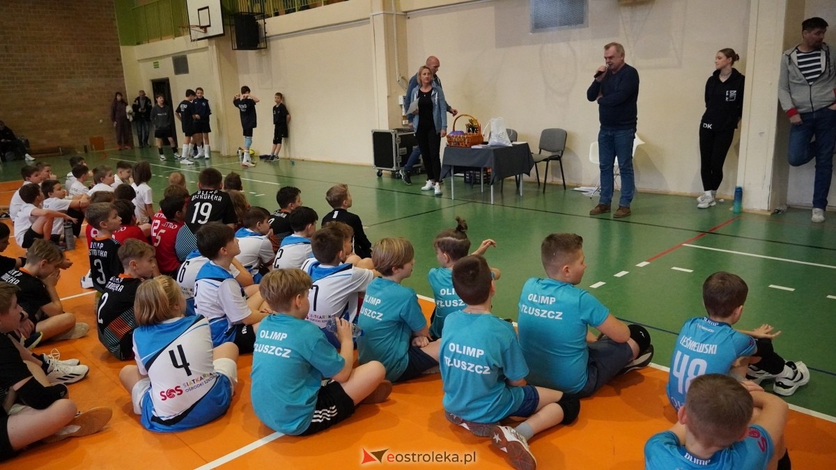 Turniej siatkarski UKS Olimp Ostrołęka [11.01.2025] - zdjęcie #174 - eOstroleka.pl