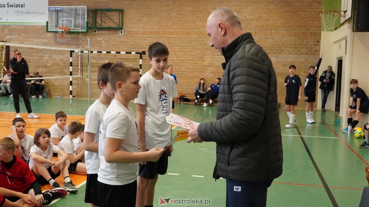 Turniej siatkarski UKS Olimp Ostrołęka [11.01.2025] - zdjęcie #164 - eOstroleka.pl