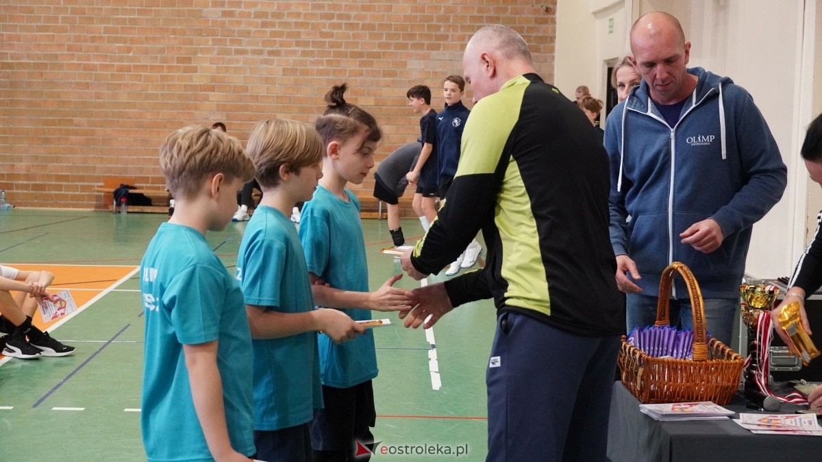 Turniej siatkarski UKS Olimp Ostrołęka [11.01.2025] - zdjęcie #134 - eOstroleka.pl