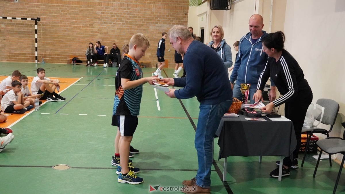 Turniej siatkarski UKS Olimp Ostrołęka [11.01.2025] - zdjęcie #130 - eOstroleka.pl