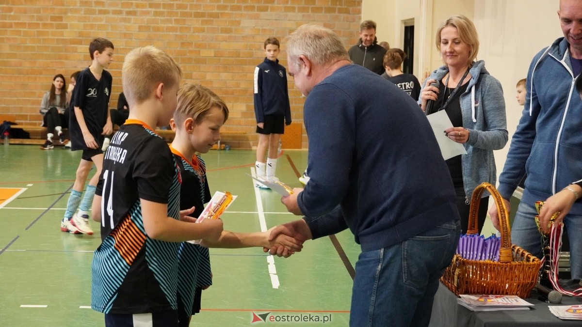 Turniej siatkarski UKS Olimp Ostrołęka [11.01.2025] - zdjęcie #128 - eOstroleka.pl