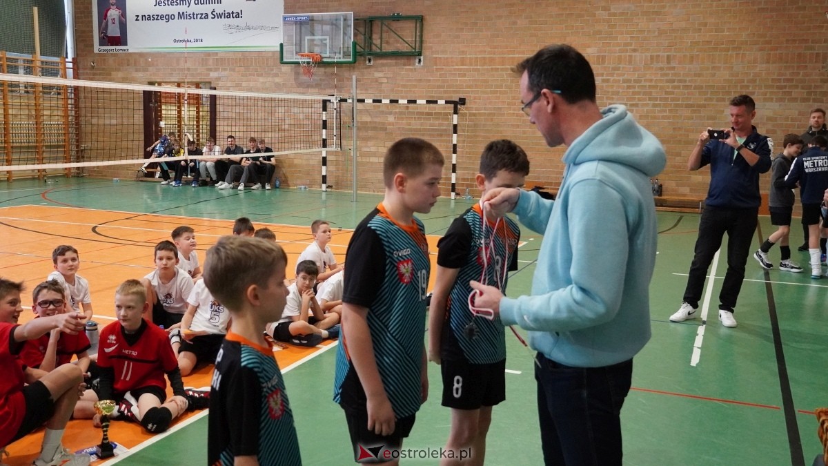 Turniej siatkarski UKS Olimp Ostrołęka [11.01.2025] - zdjęcie #88 - eOstroleka.pl