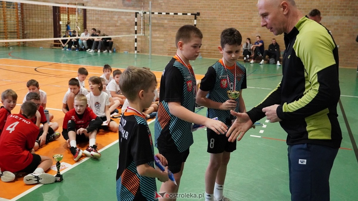 Turniej siatkarski UKS Olimp Ostrołęka [11.01.2025] - zdjęcie #72 - eOstroleka.pl