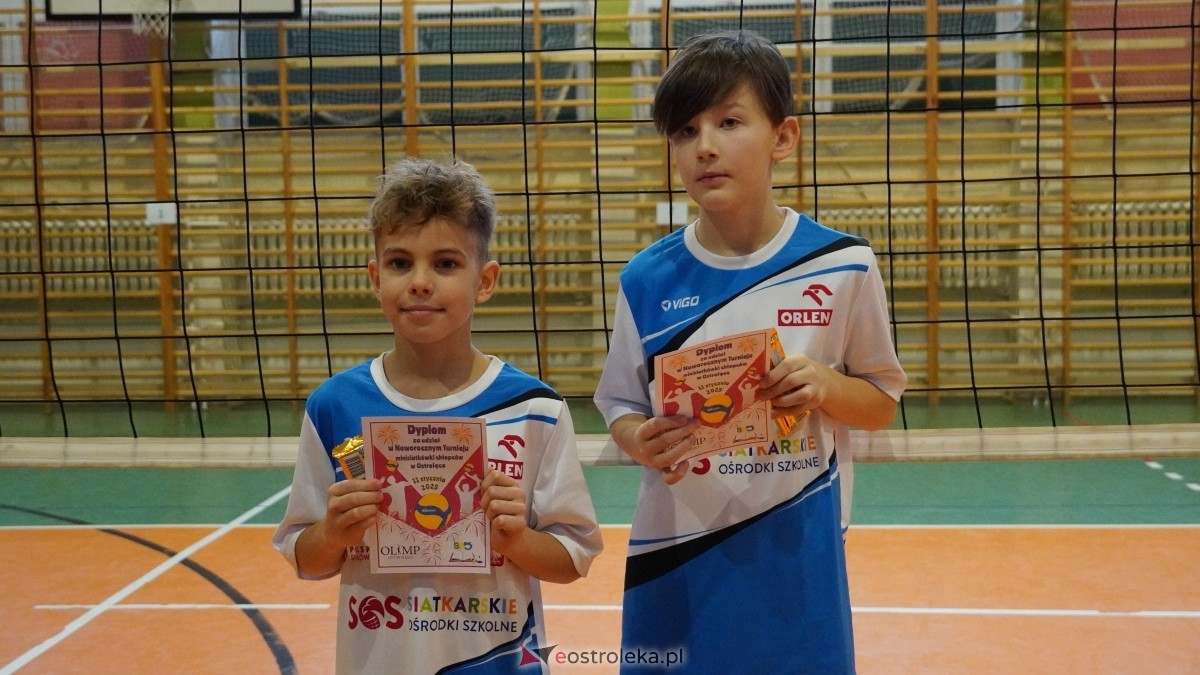 Turniej siatkarski UKS Olimp Ostrołęka [11.01.2025] - zdjęcie #26 - eOstroleka.pl