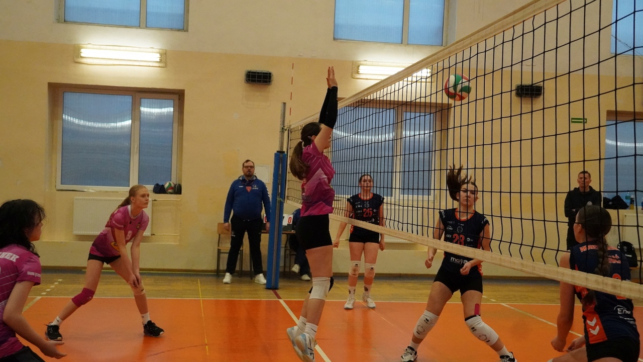 Nike Ostrołęka - Radomka [11.01.2025] - zdjęcie #36 - eOstroleka.pl