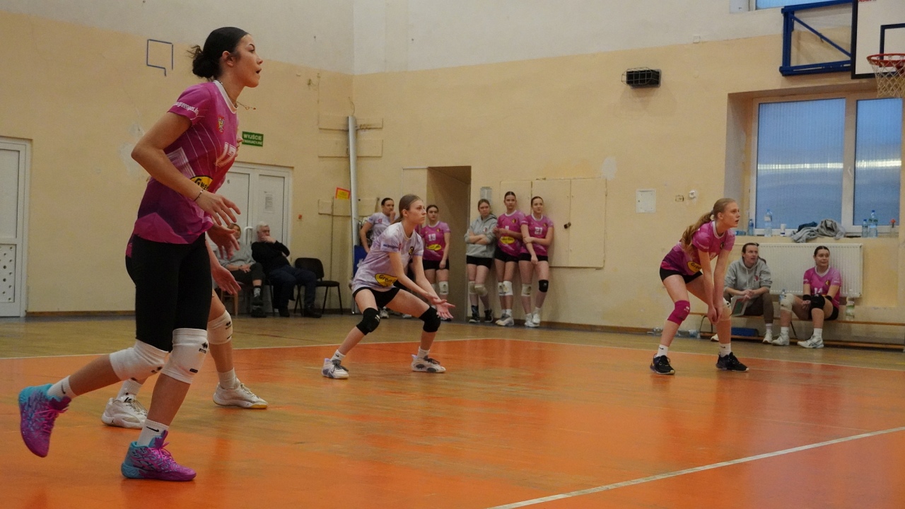 Nike Ostrołęka - Radomka [11.01.2025] - zdjęcie #7 - eOstroleka.pl