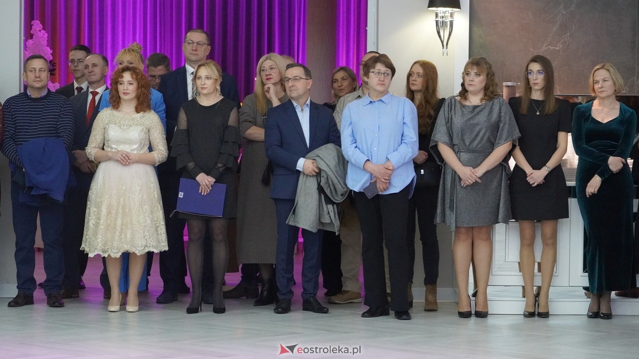 Studniówka II LO w Ostrołęce 2025 [11.02.2025] - zdjęcie #246 - eOstroleka.pl