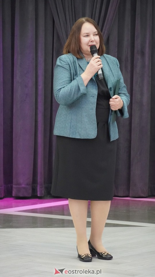 Studniówka II LO w Ostrołęce 2025 [11.02.2025] - zdjęcie #239 - eOstroleka.pl