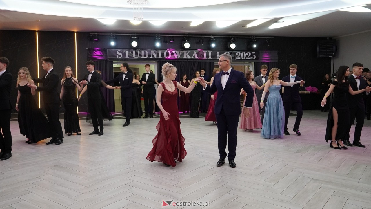 Studniówka II LO w Ostrołęce 2025 [11.02.2025] - zdjęcie #225 - eOstroleka.pl